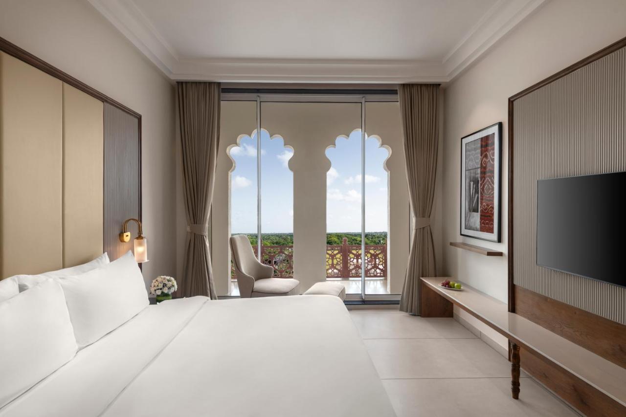 Uday Palace Navsari, A Member Of Radisson Individuals Exterior foto